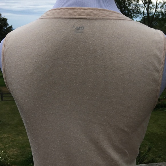 Gap Ruffled Tank - Picture 7 of 8